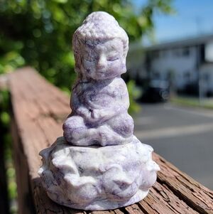 SOLD ❌️ NEW 3.24" LEPIDOLITE BUDDHA ON LOTUS